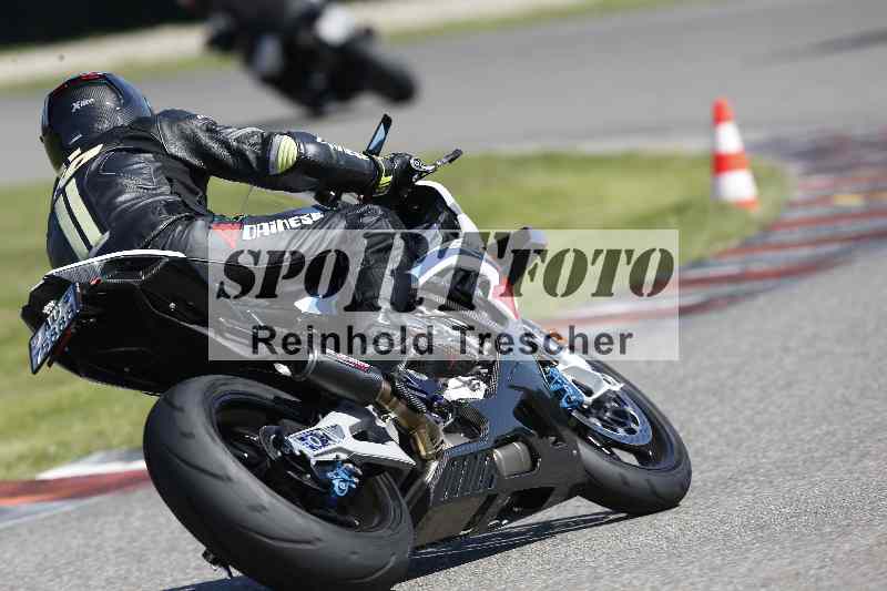 /43 08.08.2025 Discover the Bike ADR/Bike 2 gelb/48